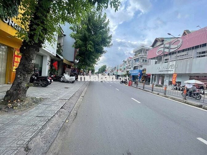 NHÀ MẶT TIỀN KINH DOANH QUANG TRUNG P10 GÒ VẤP GẦN VINCOM