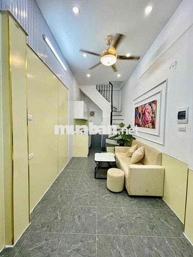 Siêu Hot! Chính chủ bán nhà Trương Định, 20m ra phố, 18m2, 5T, 4,85 tỷ