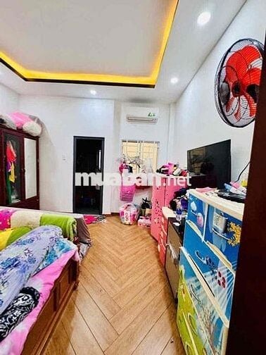 Nhà Đẹp Đường Thông Xe Tải, Tại thạnh lộc 19, Quận 12