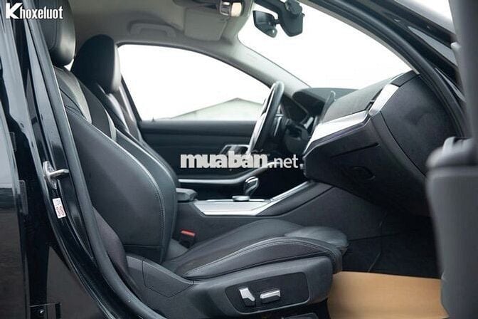 BMW 320i Sport Line 2021 siêu lướt 30000 km