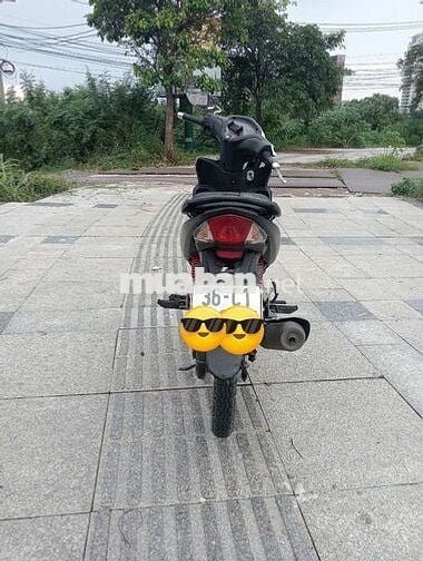 Xe máy Honda Wave RSX FI 2023 trắng đen