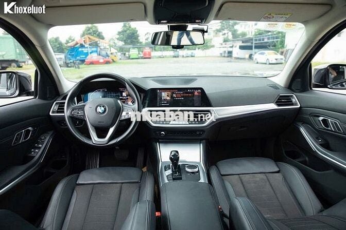 BMW 320i Sport Line 2021 siêu lướt 30000 km