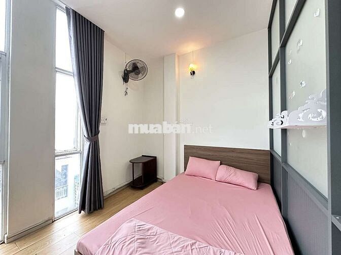 Căn Hộ 2 PN Ban Công Có Thang Máy Hẻm Rộng Vị Trí Di Chuyển Tiện Lợi