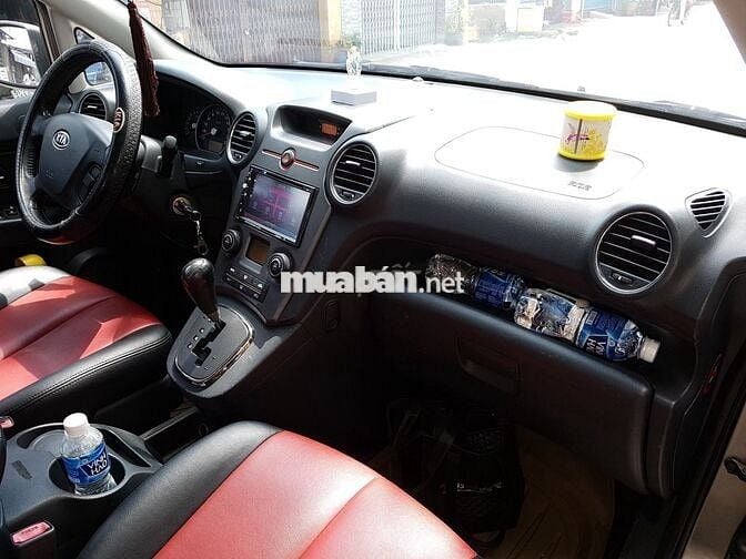 Kia Carens 7 chỗ số tự động màu xám 2010