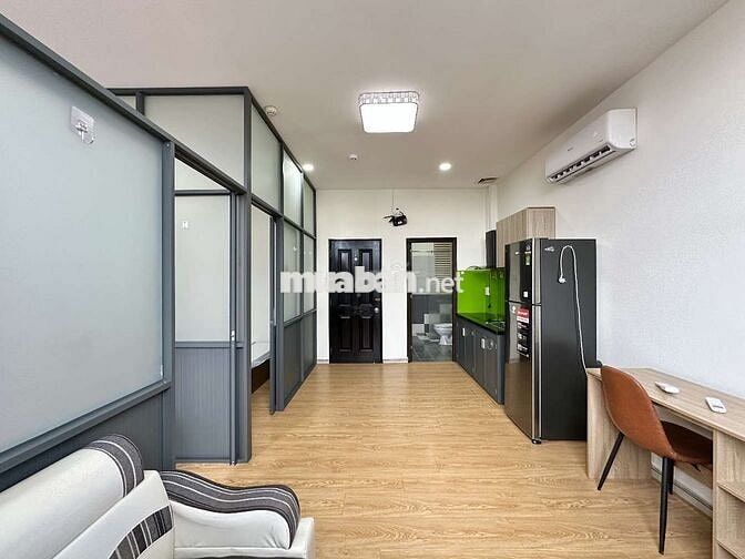 Căn Hộ 2 PN Ban Công Có Thang Máy Hẻm Rộng Vị Trí Di Chuyển Tiện Lợi