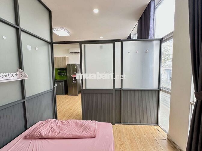 Căn Hộ 2 PN Ban Công Có Thang Máy Hẻm Rộng Vị Trí Di Chuyển Tiện Lợi