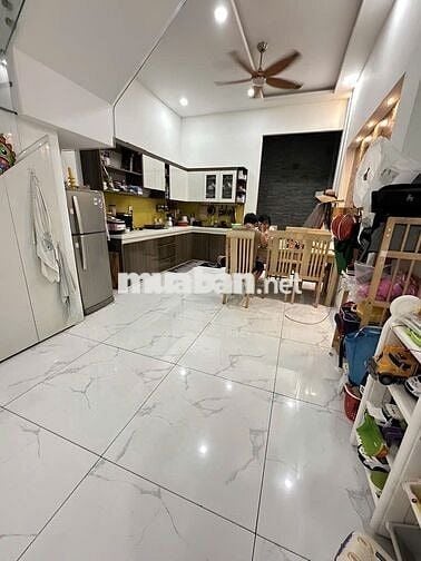 Chính chủ bán gấp giảm 300triệu, ngay Aeon Tân Phú, Nhà mới 4 tầng