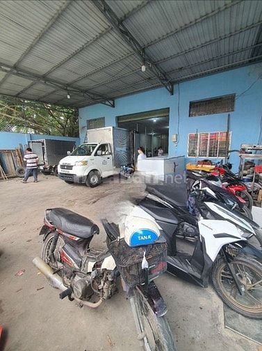 Cho thuê kho Hiệp Thành Q12 12x35m=420m2 xe container đi 24/24 điện 3p