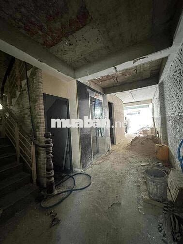 15 Phòng, 6 Tầng, 105M2, Từng là Khách Sạn