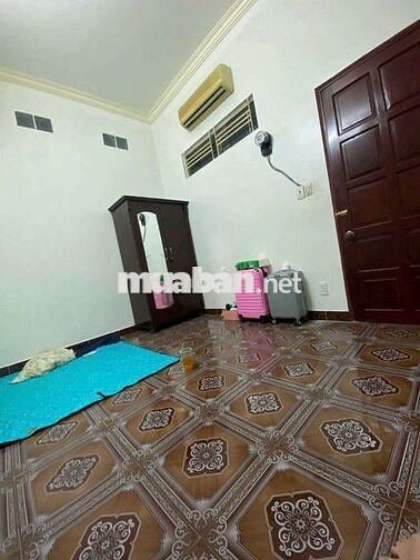 Cần cho 1 bạn nữ thue phòng trong nhà nguyên căn