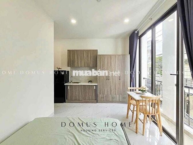 cho thuê căn họp studio giá rẻ ban công - full nội thất gần Tôn Đản