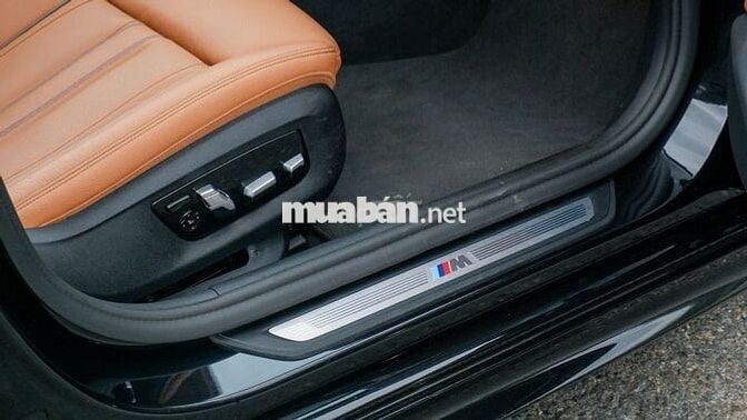 BMW 5 Series 2022 520i M Sport - 30000 km