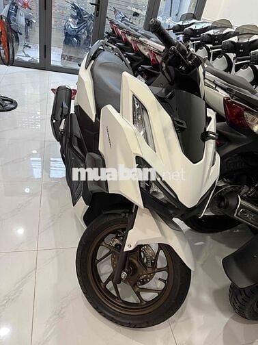 xe vario 160 ABS Màu trắng nhám -mâm vàng đồng