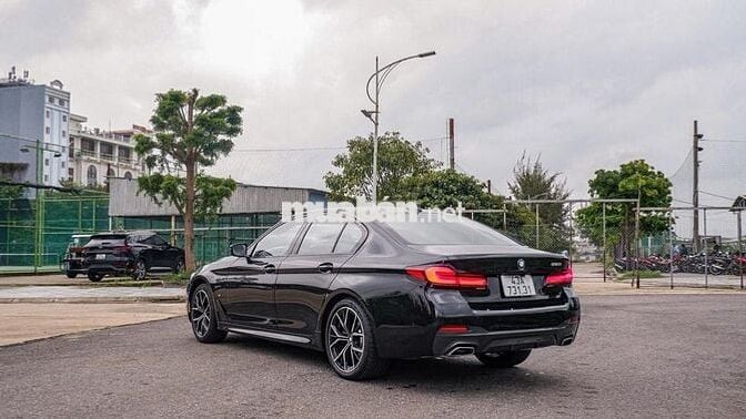 BMW 5 Series 2022 520i M Sport - 30000 km