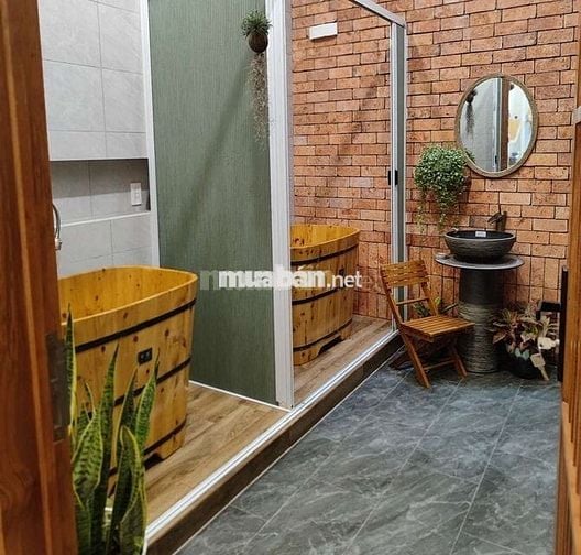 Bán nhà mặt tiền đường 2, gần ngã tư bốn xã