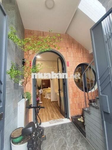 Bán nhà mặt tiền đường 2, gần ngã tư bốn xã