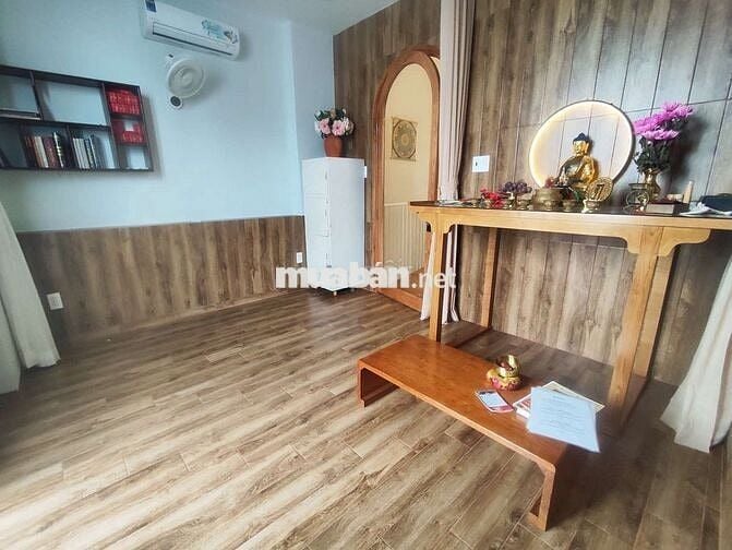 Bán nhà mặt tiền đường 2, gần ngã tư bốn xã