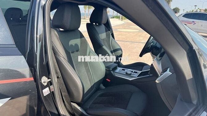 BMW 3 Series 2023 330i M Sport - 36000 km