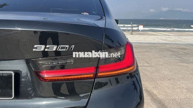 BMW 3 Series 2023 330i M Sport - 36000 km