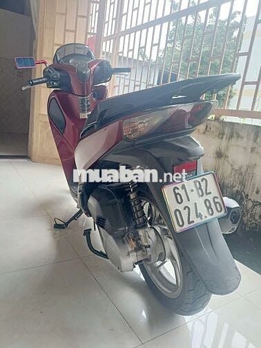 Xe máy SH150i đời 2018 màu đỏ đen