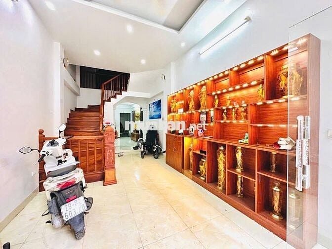 Tậu nhà Mặt ngõ oto tránh-ngõ thôngTrung Kính 57mx6T KD đa dạng-22.5tỷ