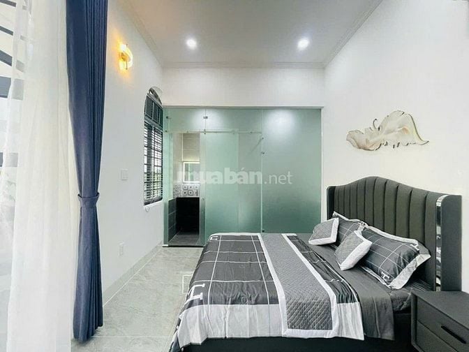bán biệt thự full nội thấy tân hiệp hóc môn 250m2
