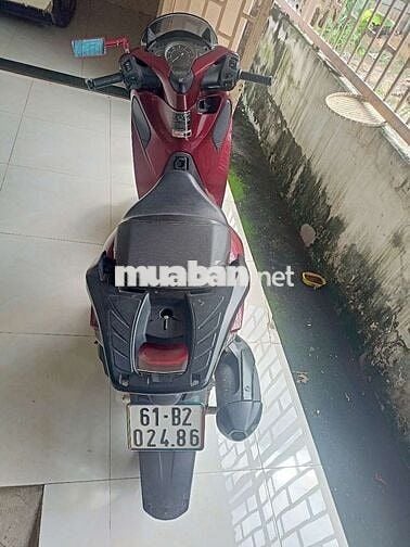 Xe máy SH150i đời 2018 màu đỏ đen