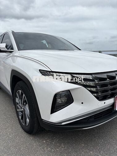 Hyundai Tucson 2023 2.0 AT Đặc biệt - 20000 km