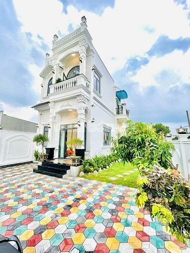 bán biệt thự full nội thấy tân hiệp hóc môn 250m2