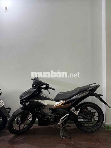 Bán Winner v2 đen mù phiên bản đặc biệt bs 43