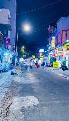 Bán nhà mặt tiền rẻ đẹp 2 lầu 22 Đường Số 4 p7 Gò Vấp (Dương Quảng Hàm