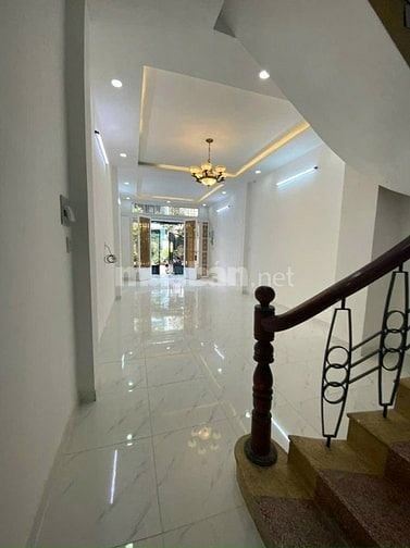 Cần bán nhà 32 đường 24B - KDC Tên Lửa