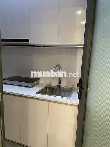 Cho thuê căn studio 32m2, phân khu The miami