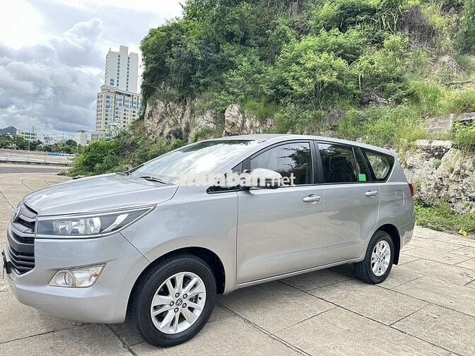 Toyota Innova 2018 2.0E - 125 km