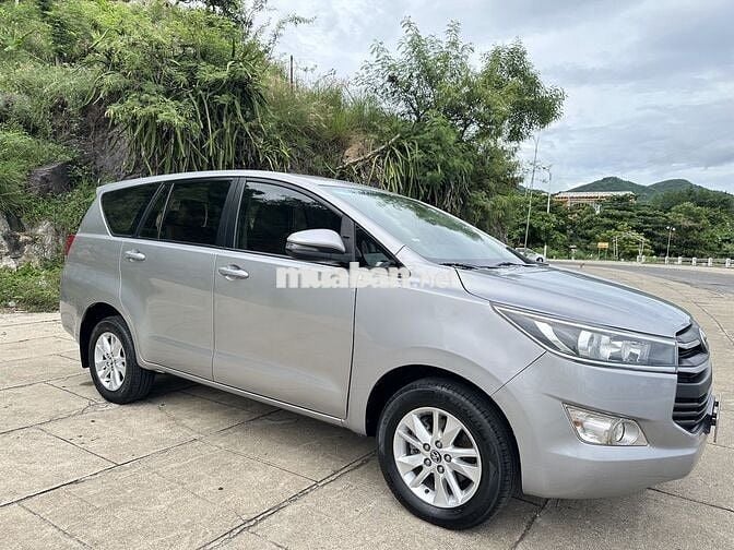 Toyota Innova 2018 2.0E - 125 km