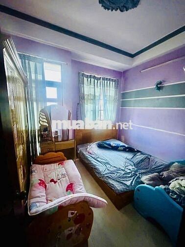 NHÀ 3 LẦU BTCT - MÁI CHE THANG - SÁT MT TIỀN HẺM ÂU DƯƠNG LÂN, P3 Q8