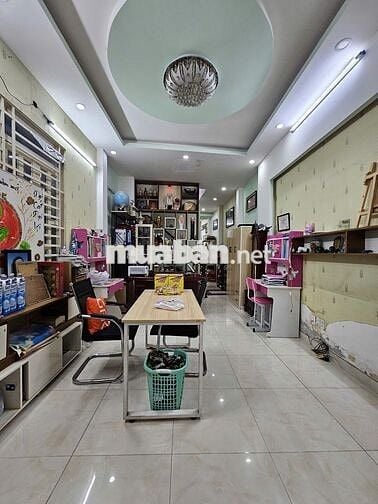 BÁN GẤP NHÀ NGUYỄN VĂN ĐẬU HẺM XE ĐẬU TRƯỚC NHÀ - PHƯỜNG 11 BT 90M2 -