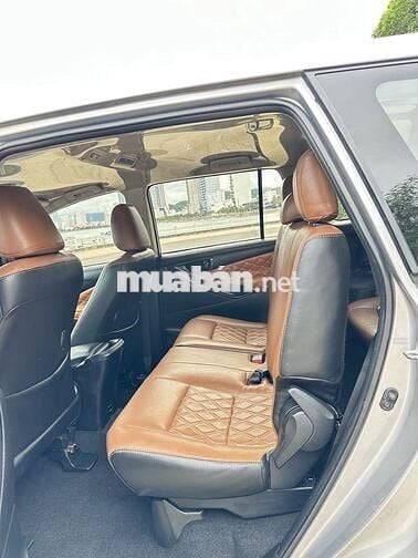 Toyota Innova 2018 2.0E - 125 km