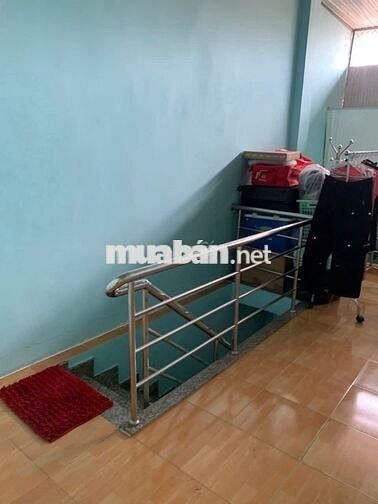 Cho thuê lầu 1 nhà nguyên căn hẻm xe hơi đường Năm Châu, Q. Tân Bình