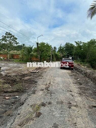 330 TRIỆU CÁCH TRUNG TÂM TP VĨNH LONG 3, 5km