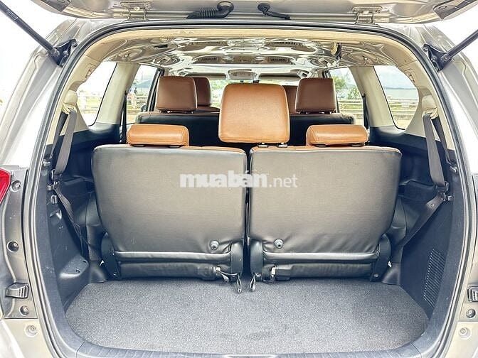 Toyota Innova 2018 2.0E - 125 km