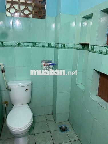 Cho thuê lầu 1 nhà nguyên căn hẻm xe hơi đường Năm Châu, Q. Tân Bình