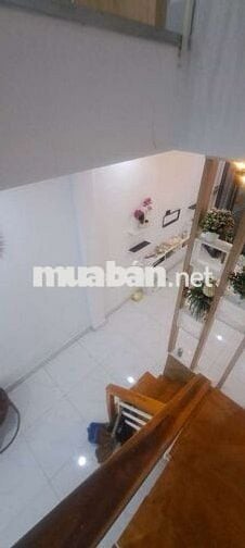 NHÀ 2 TẦNG 40M2 KHU DÂN CƯ HIỆN HỮU - KHÁNH HỘI Q4