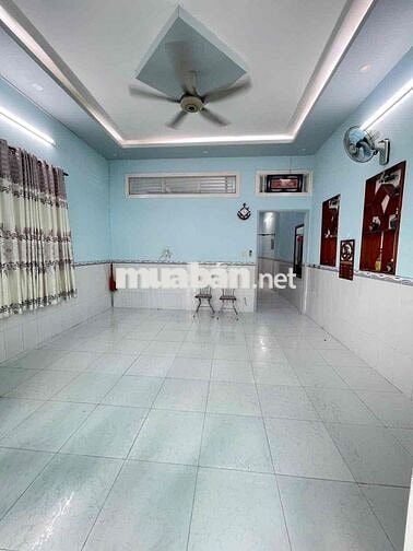 Nhà lầu 2 phòng 2 máy lạnh hẻm giáp KDC Stella Mega City