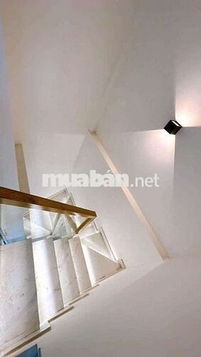 NHÀ 2 TẦNG 40M2 KHU DÂN CƯ HIỆN HỮU - KHÁNH HỘI Q4