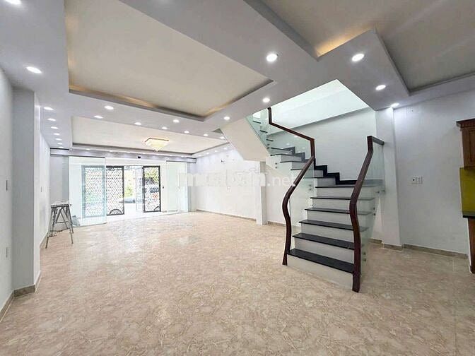 Cho thuê nhà DT 6x20. 4 tấm khu Tên Lửa