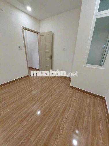 Nhà Mới Đẹp Hẻm 4m đg Thống Nhất P16: 3.5x18m ,4pn, sân thượng