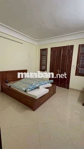 (5PN) Cho thuê ngõ 204 Trần Duy Hưng 50m×5T  ba gác đỗ cửa ở gđ, nhóm