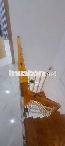 NHÀ 2 TẦNG 40M2 KHU DÂN CƯ HIỆN HỮU - KHÁNH HỘI Q4