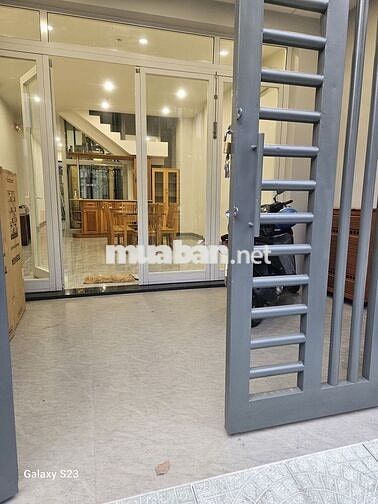 Mặt bằng kinh doanh 100m2 kdc him lam 6a(trung sơn) . Bình chánh